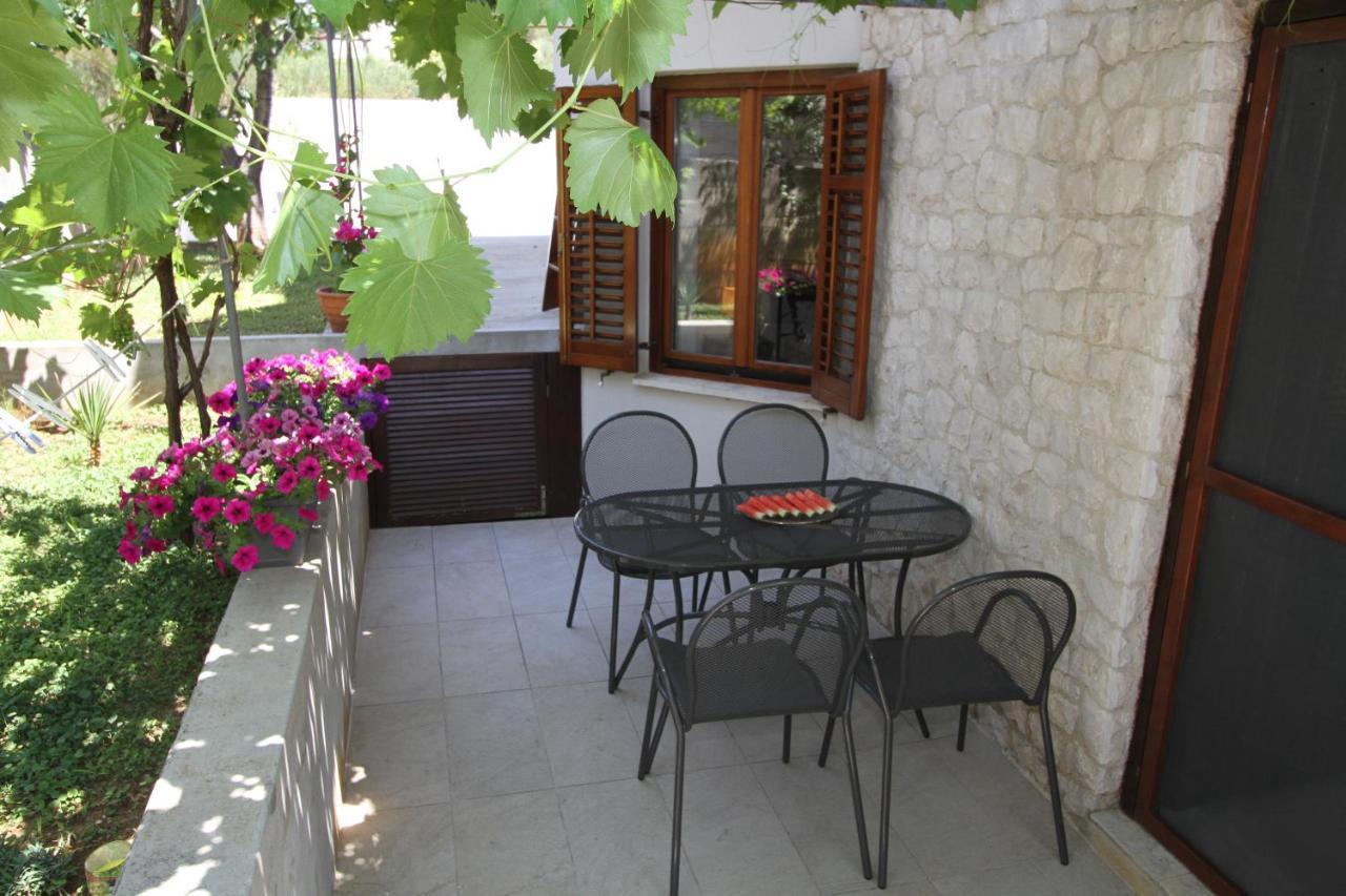 Holiday Apartment Rokov Zára Kültér fotó