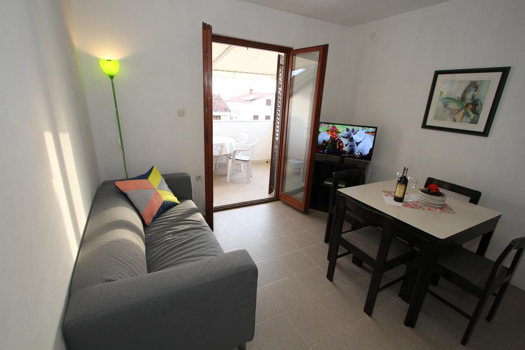 Holiday Apartment Rokov Zára Szoba fotó